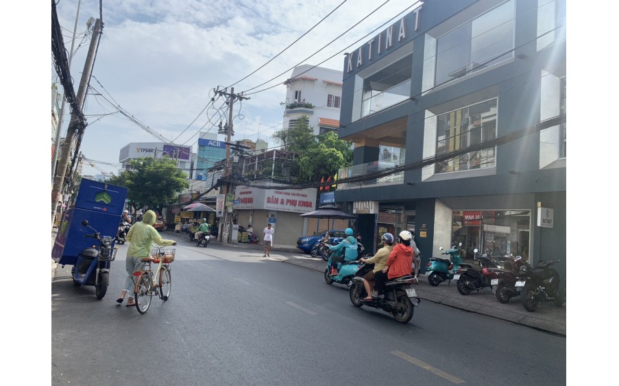 Bán nhà MT Phạm Văn Hai, p2 Tân Bình 9 x 33